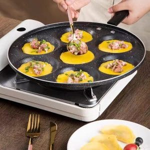 7-Hole Egg Frying Pan cooking eggs